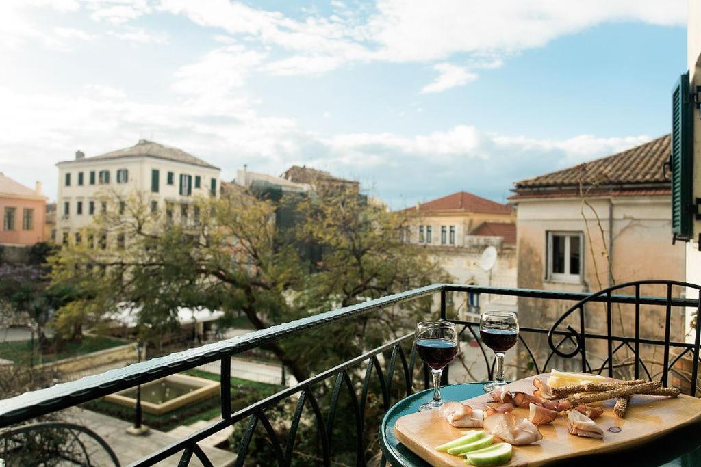 Deluxe Town Hall Square Flat In Historical Center 2 Corfu  Eksteriør billede